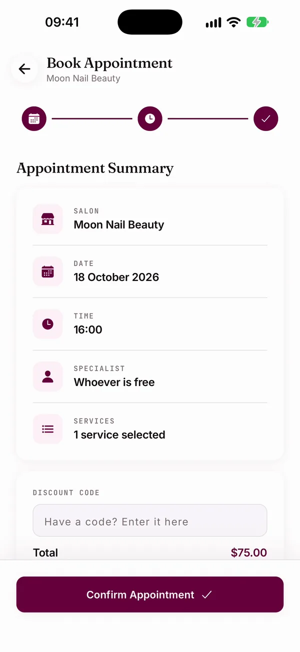 Récapitulatif de rendez-vous dans CutieCure Book : salon, date, heure, la première disponible, une prestation et un champ code promo