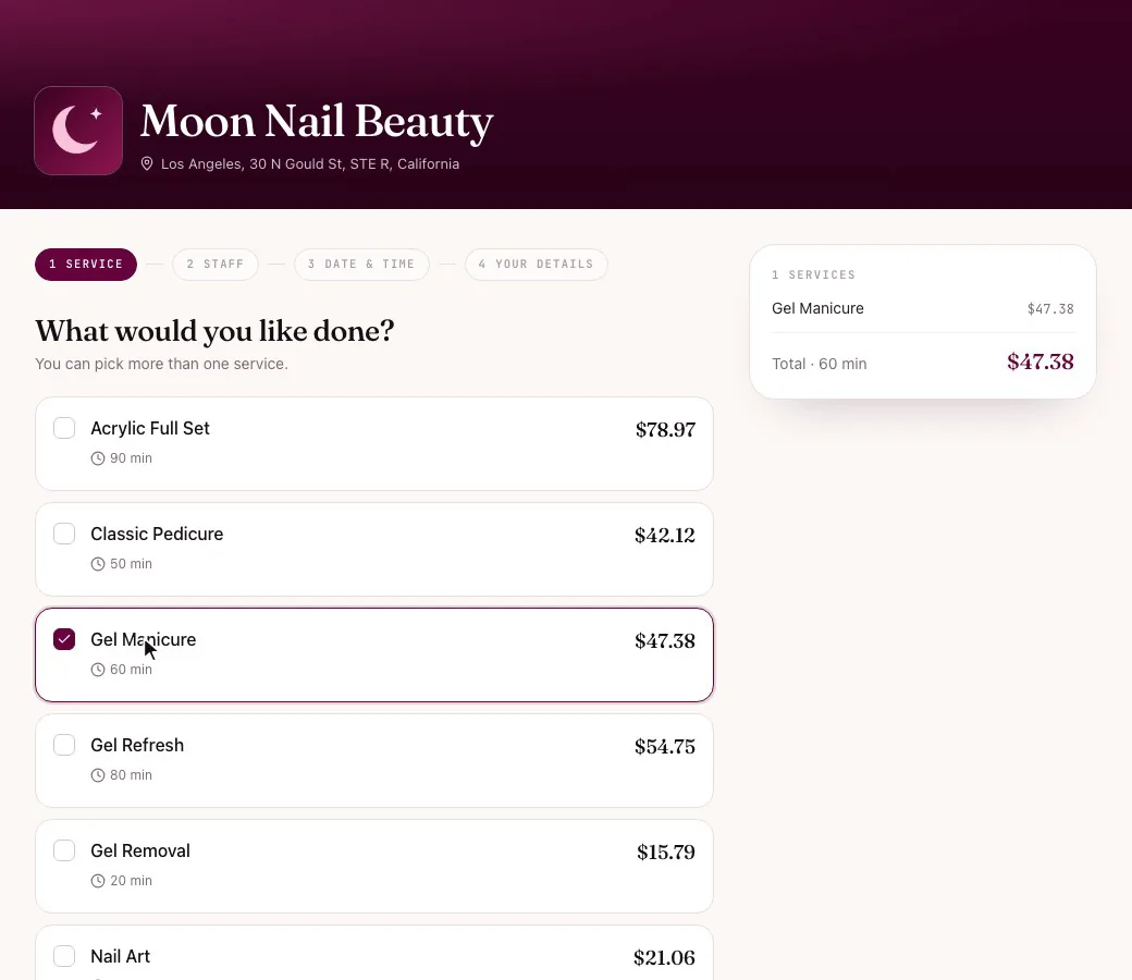 Page de réservation de Moon Nail Beauty, étape prestation : liste des prestations avec durées et prix, Gel Manicure sélectionnée et récapitulatif à droite